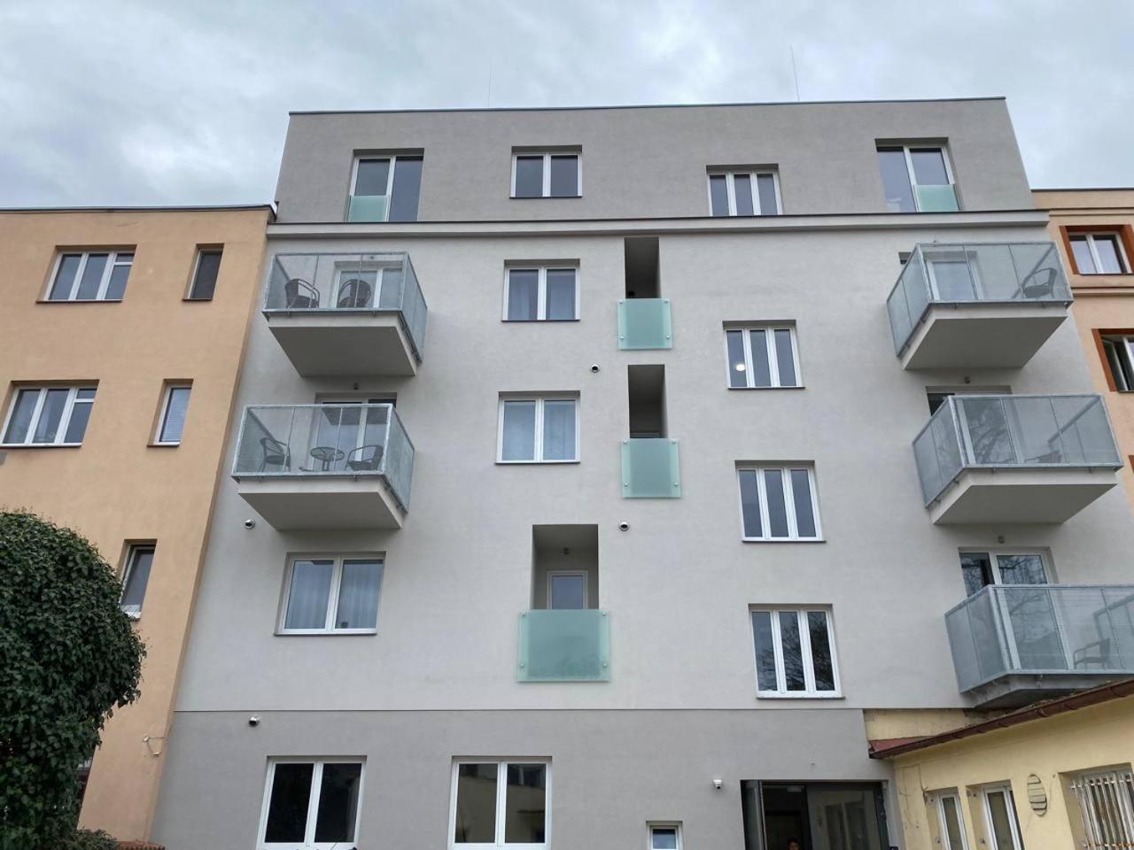 Perla Hradce 101 Leilighet Hradec Králové Eksteriør bilde