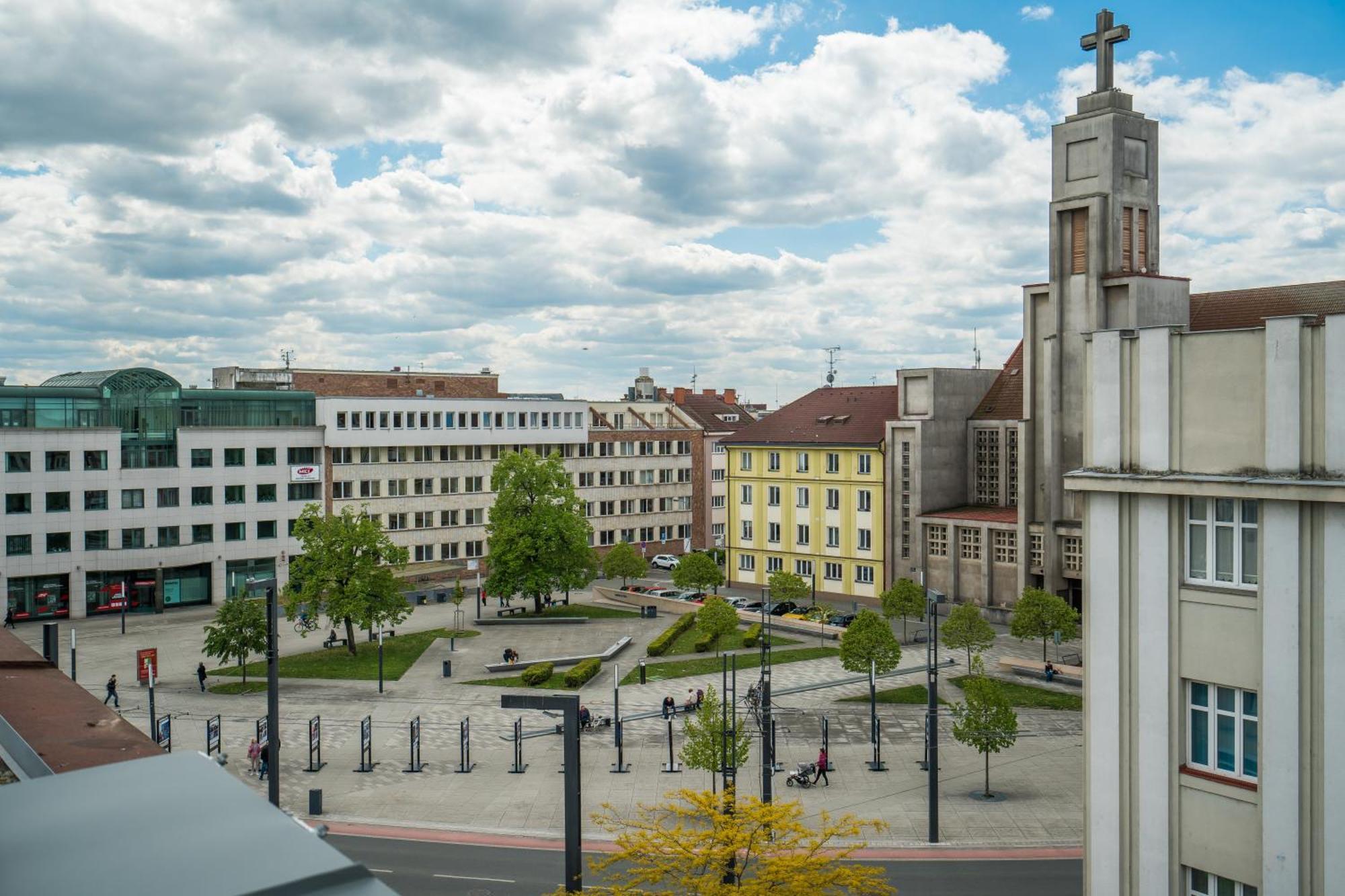 Perla Hradce 101 Leilighet Hradec Králové Eksteriør bilde