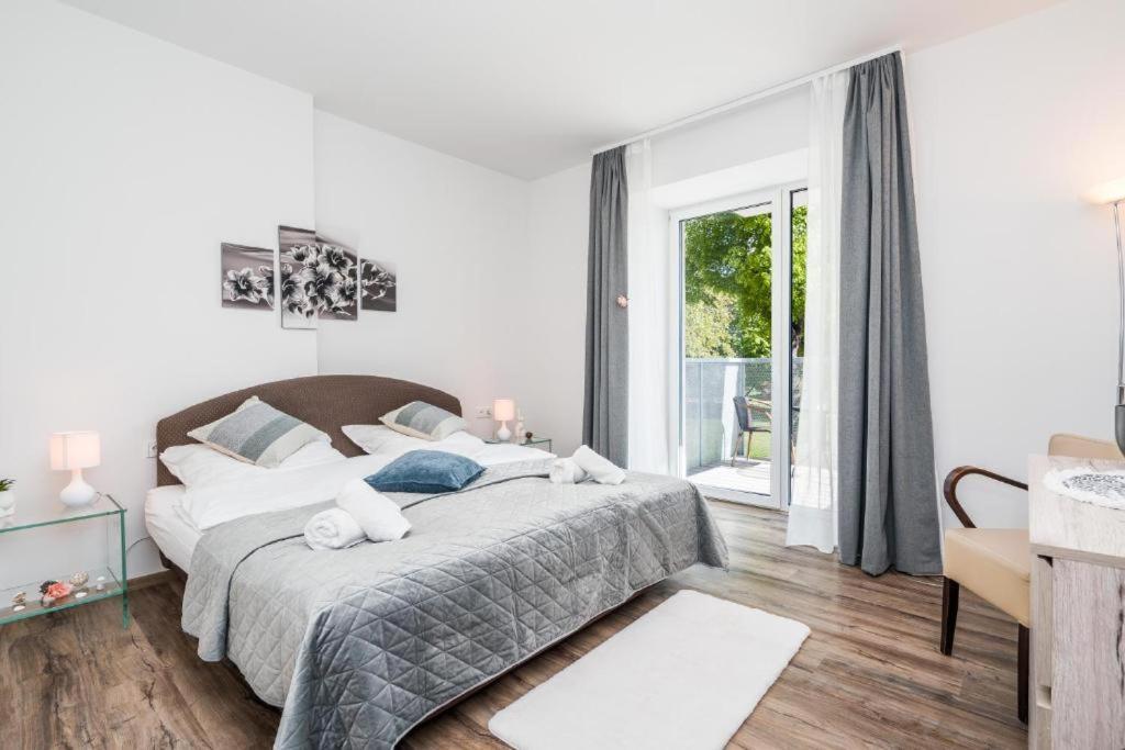 Perla Hradce 101 Leilighet Hradec Králové Eksteriør bilde